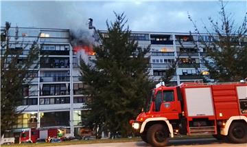 Zagreb: Požar u zgradi na Remetinečkoj cesti