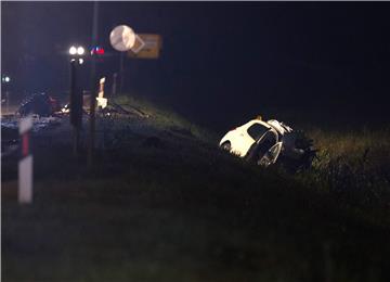 Osijek: Tri osobe smrtno stradale u prometnoj nesreći