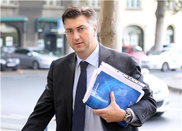 Plenkovic says will reveal names of ministers next week