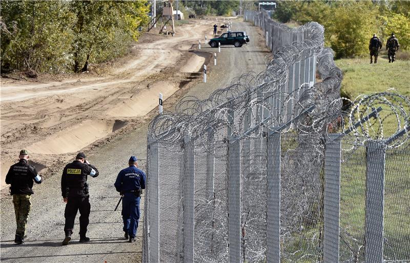 HUNGARY POLAND SERBIA MIGRATION