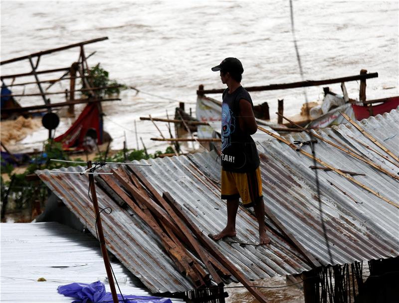 PHILIPPINES TYPHOON SARIKA