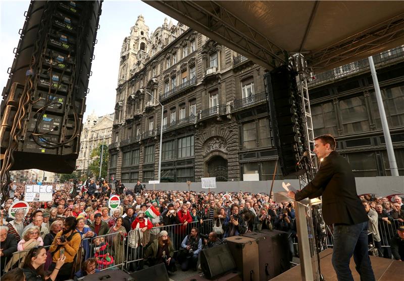 HUNGARY PROTEST MEDIAWORKS