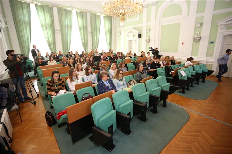 Europarlamentarac Škrlec održao treći besplatni seminar za poduzetnice