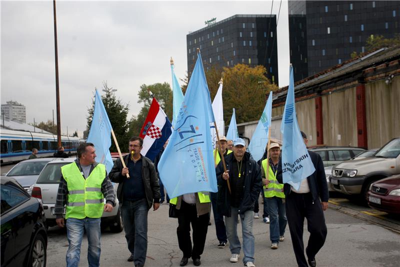 Prosvjed Sindikata hrvatskih željezničara i Sindikata željezničara Hrvatske