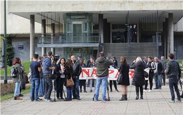 Prosvjed zbog progona lunaparka iz Grada Zagreba