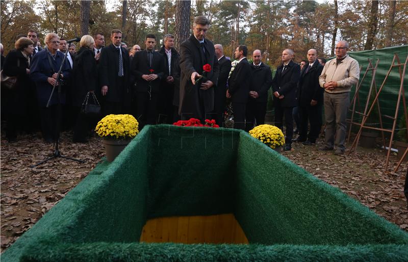 WWII victims of communist crimes buried in Maribor