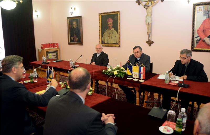 Croatian PM vows support to Croats throughout Bosnia