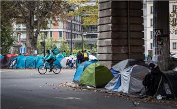 FRANCE PARIS MIGRANT CAMP