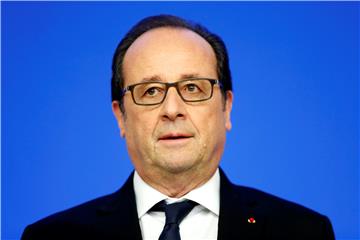 Hollande: Ne možemo više i nećemo trpjeti izbjegličke kampove