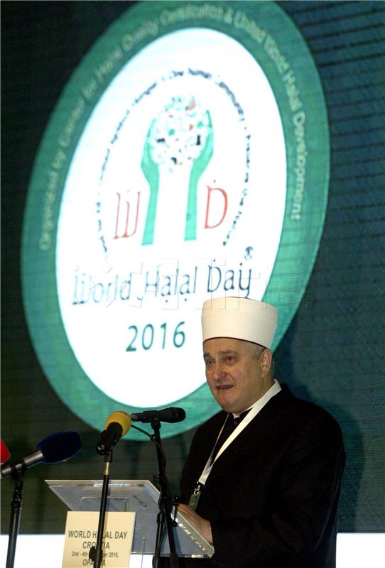 Opatija: Grabar-Kitarović otvorila kongres o halal tržištu u svijetu "World Halal Day Croatia 2016"