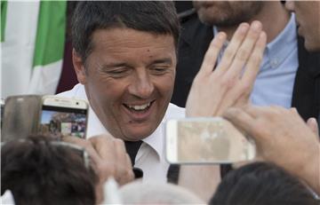 Renzi potvrdio da će dati ostavku ako pretrpi poraz na referendumu