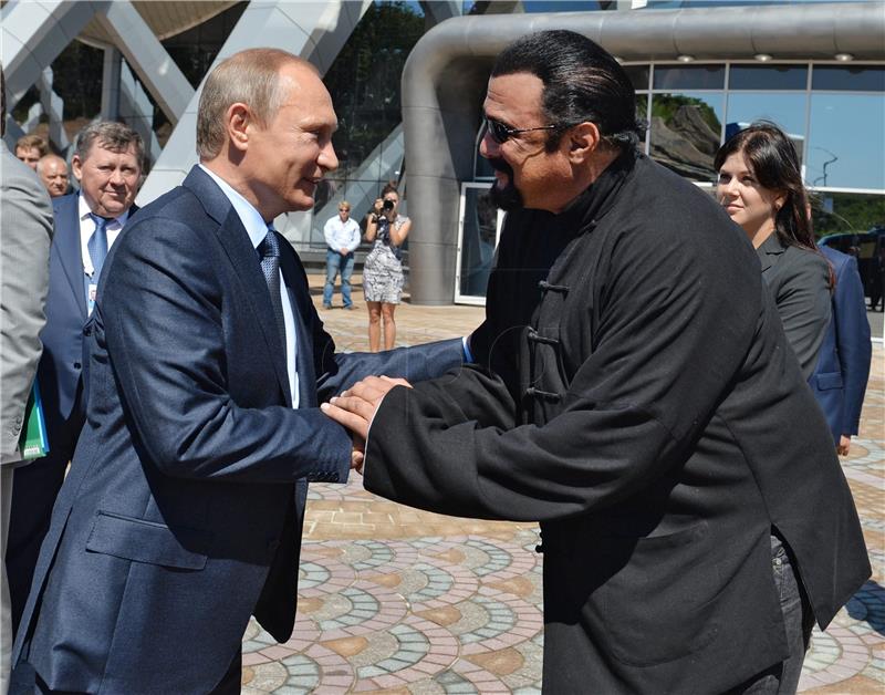 RUSSIA PUTIN SEAGAL CITIZENSHIP