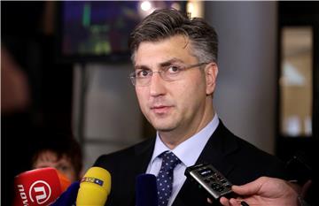 Zagreb: Plenković dao izjavu za medije nakon proslave Dana Pravnog fakulteta