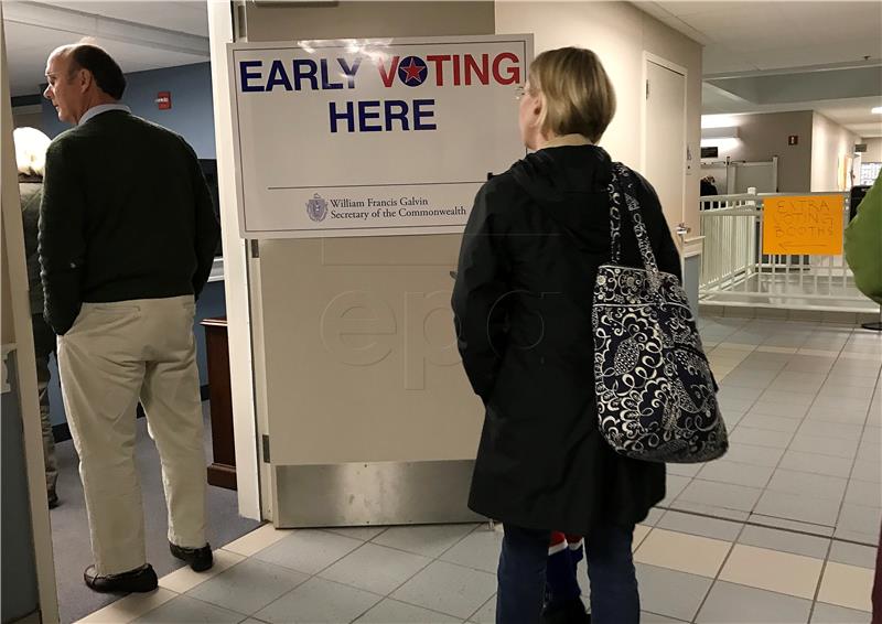 USA ELECTIONS EARLY VOTING