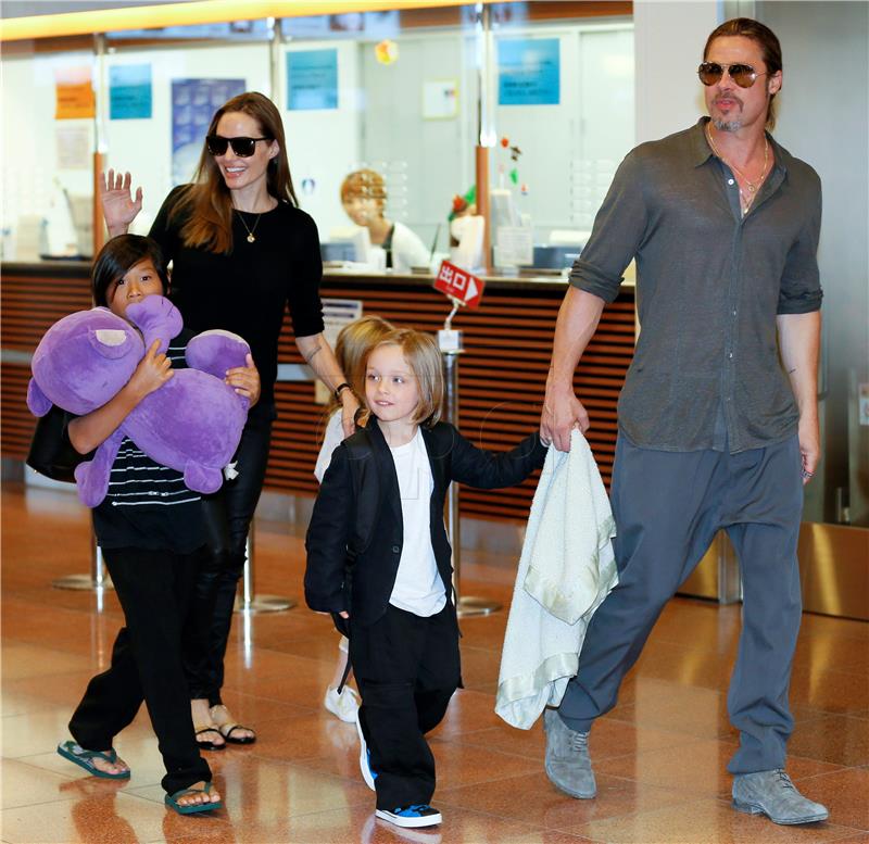 FILE JAPAN JOLIE PITT CHILDREN CUSTODY