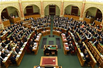 HUNGARY CONSTITUTION AMENDMENT