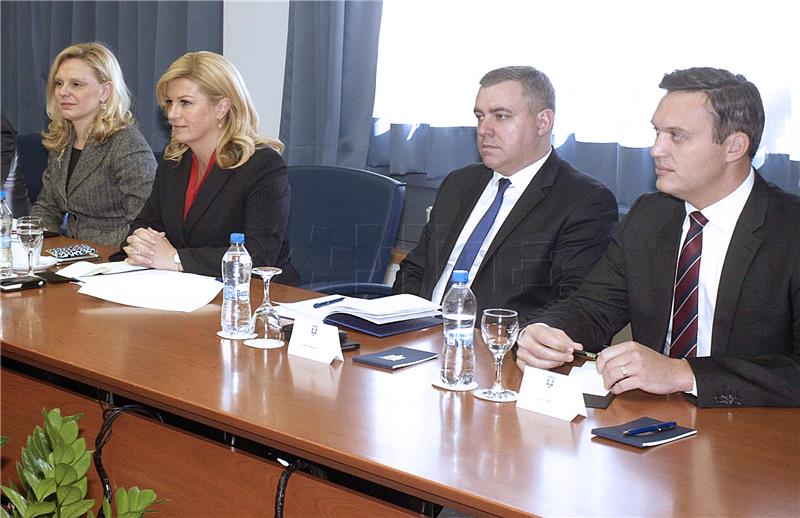 Kolinda Grabar-Kitarović otvorila u Rijeci svoj privremeni Ured