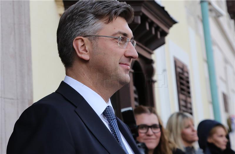 Plenković: INA je strateška kompanija i prioritet Vlade