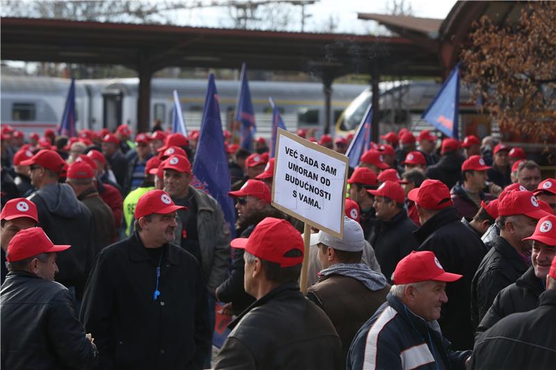 Prosvjed protiv načina kolektivnoga pregovaranja u HŽ Infrastrukturi d.o.o