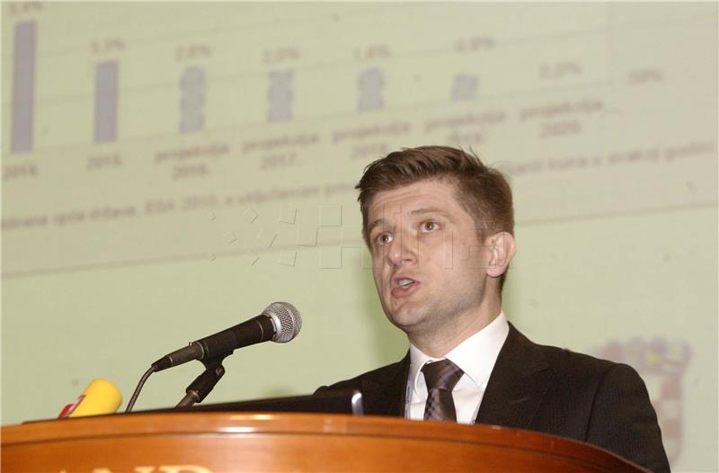 Marić: Porezna reforma integralna za sređivanje javnih financija