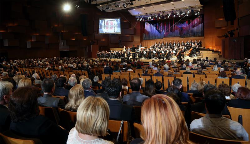 U Lisinskom koncert za Vukovarski vodotoranj Orkestra OS RH i Banda US zračnih snaga 