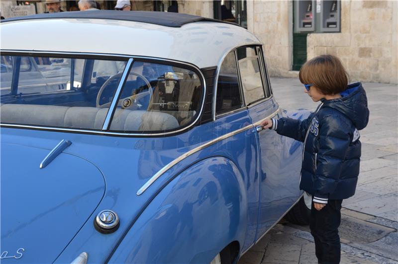 Dubrovnik: 27 'oldtimera' na Stradunu