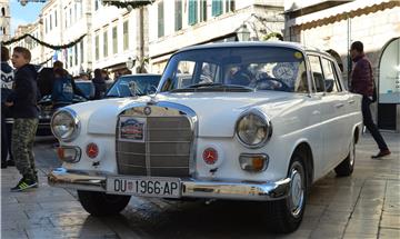 Dubrovnik: 27 'oldtimera' na Stradunu