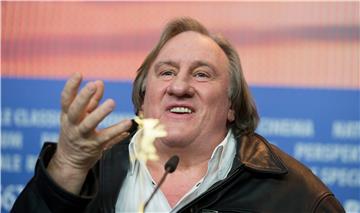  Depardieu smatra da Trump za razliku od Busha nije idiot