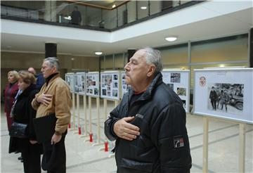 Otvorena izložba „Vukovar i Škabrnja u Zagrebu – 25 godina poslije“