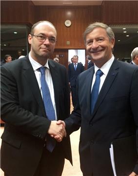 Erjavec: u Bruxellesu dogovoren posjet hrvatskog ministra Stiera Ljubljani