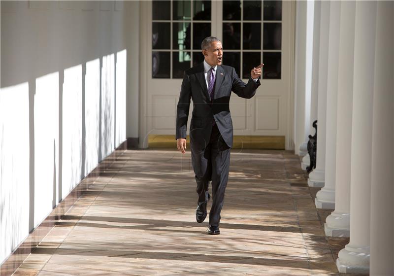 Obama pozvao Trumpa da pruži ruku zabrinutim Amerikancima 