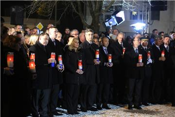 Candles lit at start of Vukovar Remembrance Day commemorations