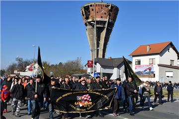 VUKOVAR U Koloni sjećanja deseci tisuća ljudi