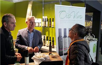 Olive oil exhibition opens in Vodnjan