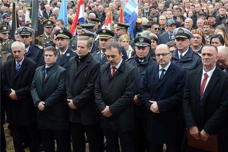 Odavanje počasti žrtvama stradanja u Škabrnji