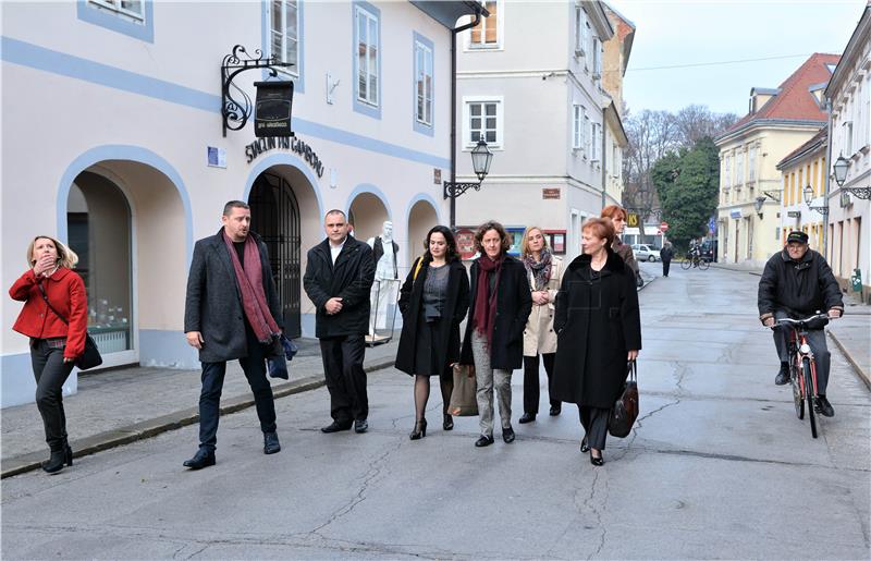 Ministrica Obuljen Koržinek posjetila Karlovac