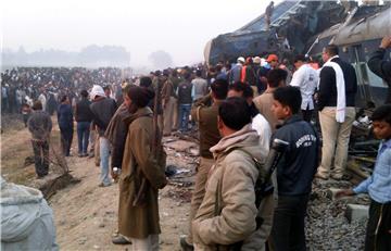 INDIA TRAIN ACCIDENT