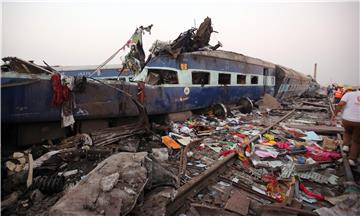 INDIA TRAIN ACCIDENT