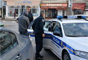 Osumnjičeni za pokušaj ubojstva 32-godišnje žene priveden na Županijski sud u Karlovcu