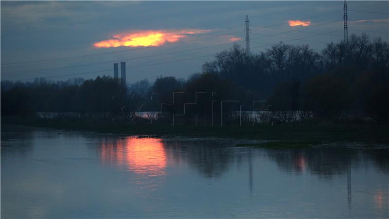 Sava se u Zagrebu izlila iz korita