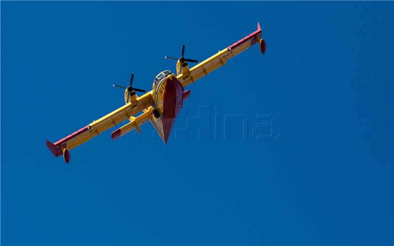 Croatia sends 2 Canadair planes to Israel to help put out wildfires