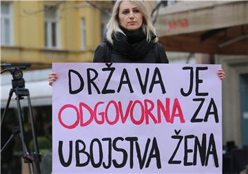 Prosvjedna akcija "Država je odgovorna za ubojstva žena jer..."