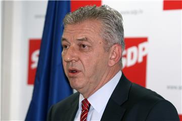 Ostojić poručio da se ne povlači iz izborne utrke za predsjednika SDP-a