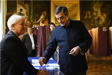 Francuska: Fillon i Juppe glasovali, izlaznost viša nego prije tjedan dana