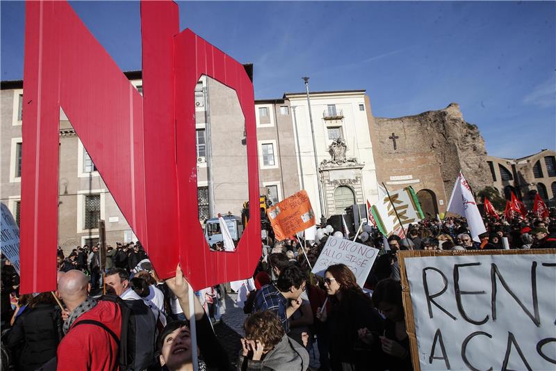 ITALY REFERENDUM PROTEST