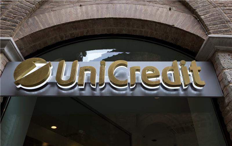 UniCredit poziva 10 banaka na sudjelovanje u dokapitalizaciji - izvori