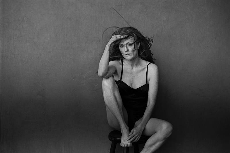 FRANCE PHOTOGRAPHY PIRELLI CALENDAR