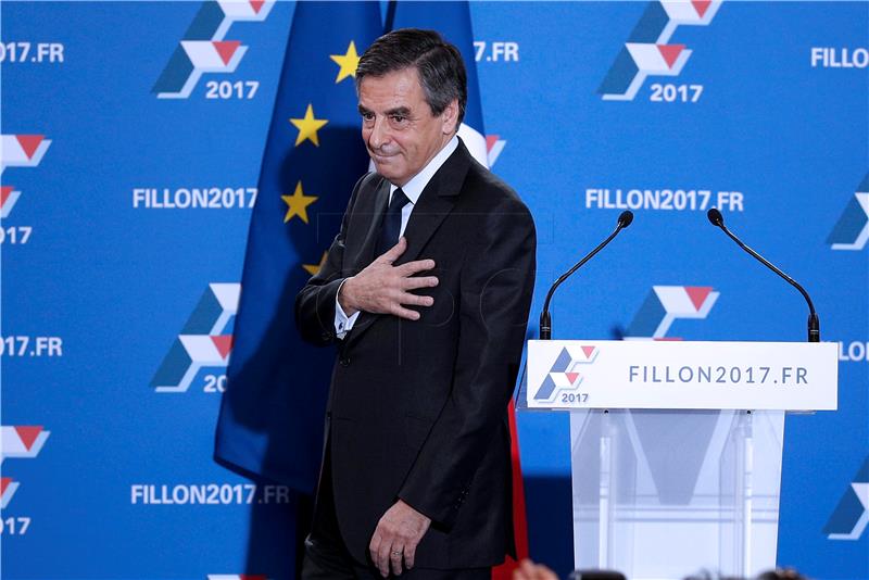 Fillon će lako pobijediti Le Pen na predsjedničkim izborima - ankete