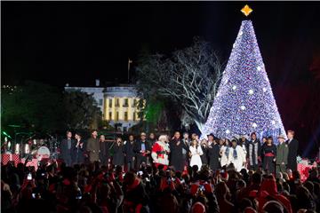 USA NATIONAL CHRISTMAS TREE LIGHTING