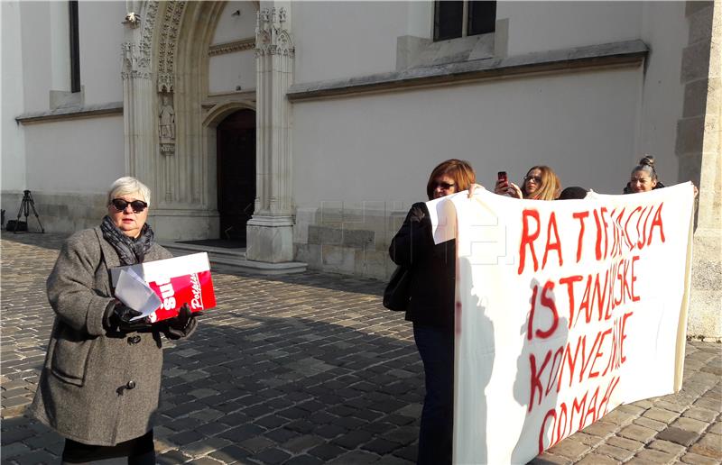 Aktivistice traže hitnu ratifikaciju Istambulske konvencije za bolju zaštitu žena od nasilja 